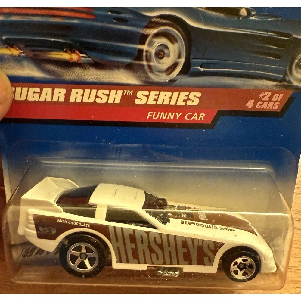 Hot wheels Funny Car #742 Sugar Rush Series White/Brown Body Opens‎ New
